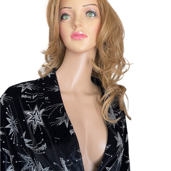 Victoria's Secret RARE Celestial Moon Star Black Velvet Robe Wrap Kimono Sz XS/ - Picture 7 of 16